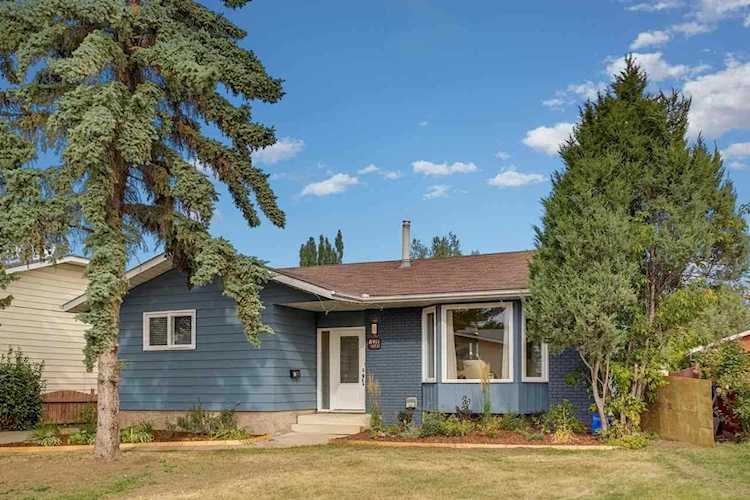 8911 187 Street Edmonton, AB T5T 1R7