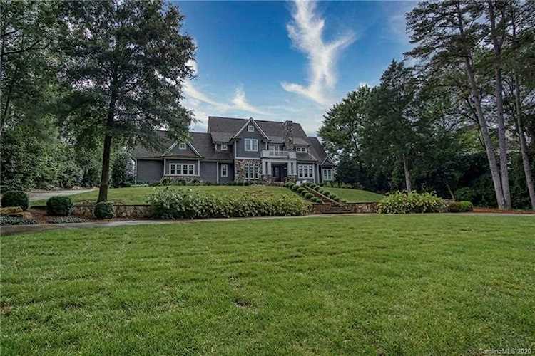4900 Carmel Park Dr Charlotte, NC 28226