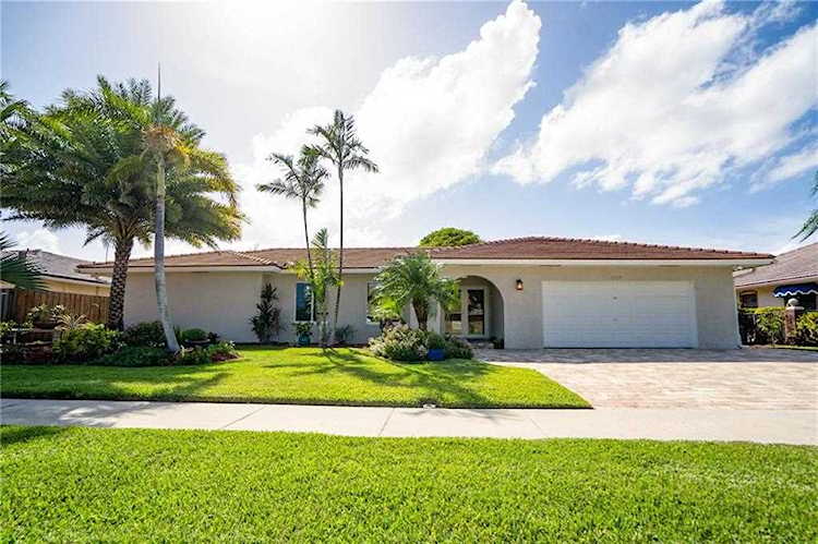 1219 SE 15th Ave Deerfield Beach, FL 33441