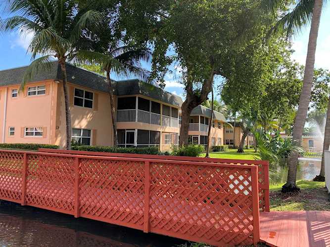 760 SE 2 Av #D210 Deerfield Beach, FL 33441