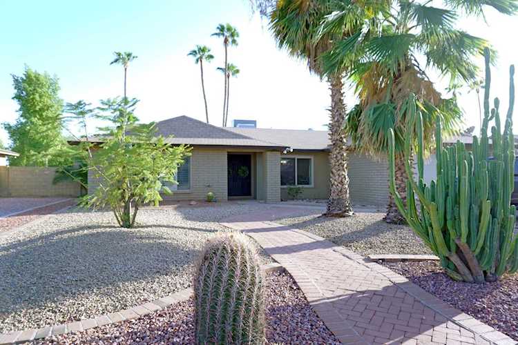 4917 E Windrose Drive Scottsdale, AZ 85254