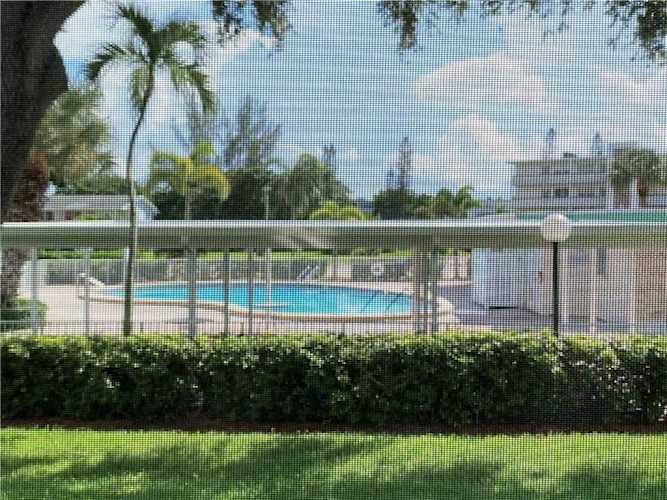 170 Westbury J #170 Deerfield Beach, FL 33442