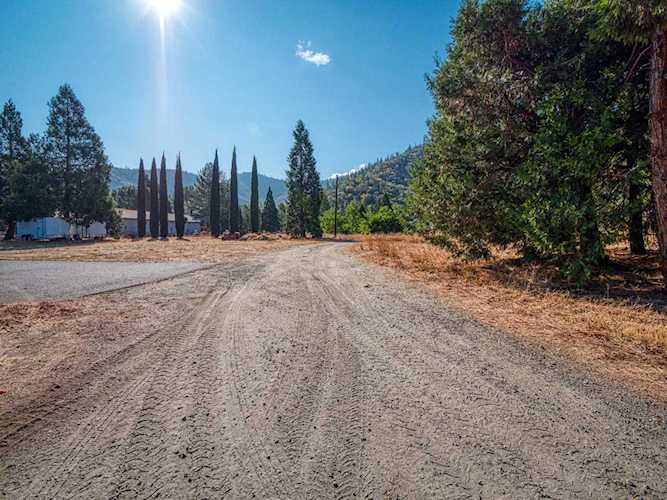 TL 2300 Rogue River Hwy Gold Hill, OR 97525