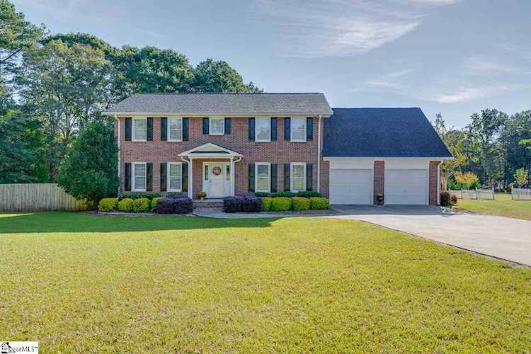 615 Cooley Bridge Rd Pelzer, SC 29669
