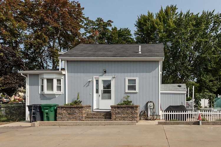 54 Caldwell Rd Nashua, NH 03060