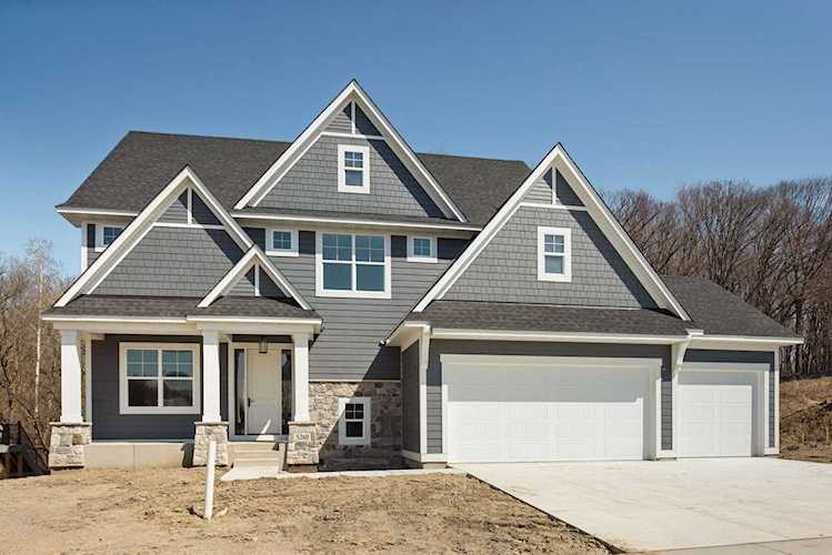 7536 Walnut Grove Lane N Maple Grove, MN 55311