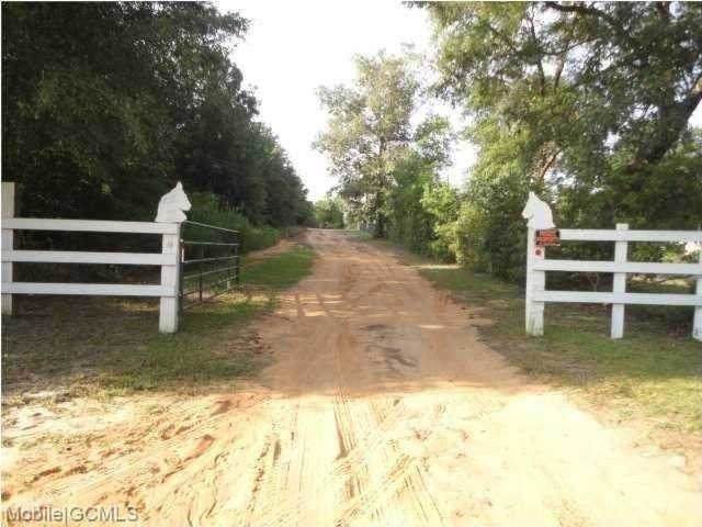 7385 Spice Pond Rd Eight Mile, AL 36613