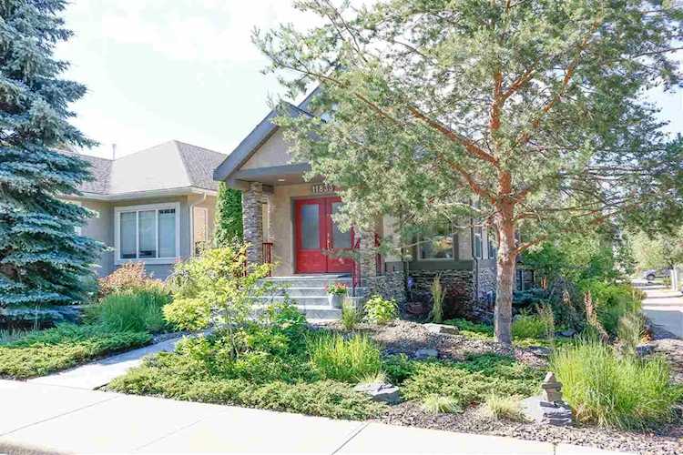 11833 71A Avenue Edmonton, AB T6G 2W5