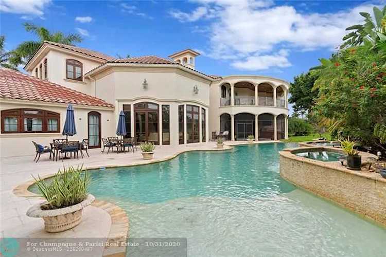 17652 Foxborough Ln Boca Raton, FL 33496