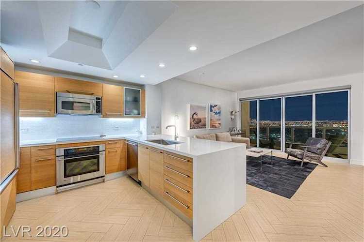 322 Karen Ave #1906 Las Vegas, NV 89109