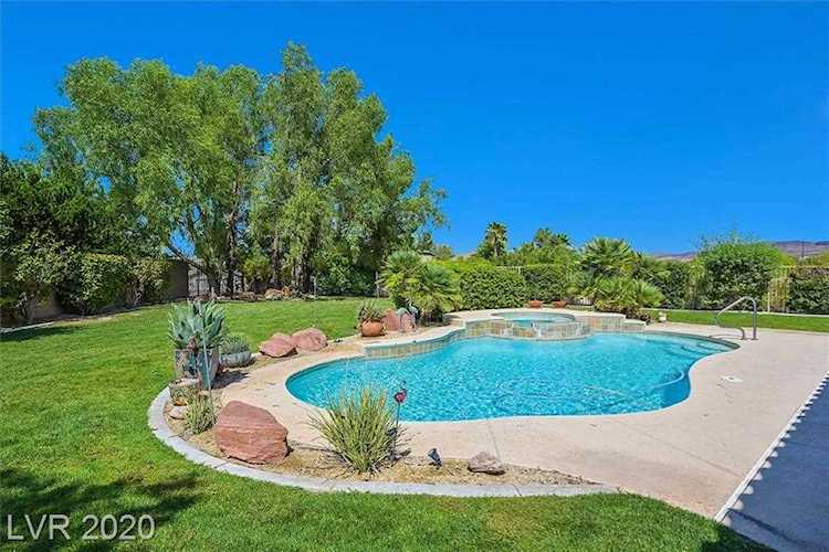 71 Fountainhead Circle Henderson, NV 89052