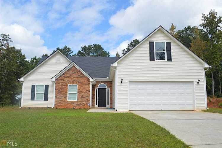 150 Lumby Ln Covington, GA 30016