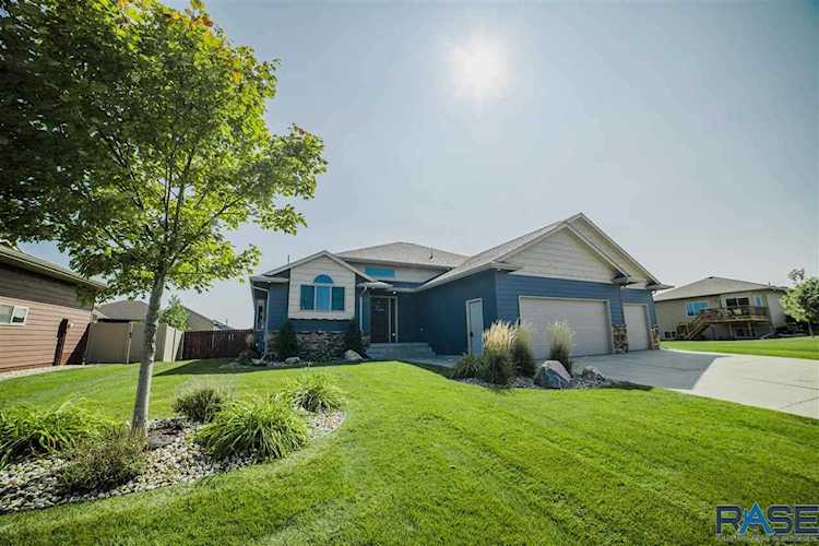 7817 W Kelsey Cir Sioux Falls, SD 57106