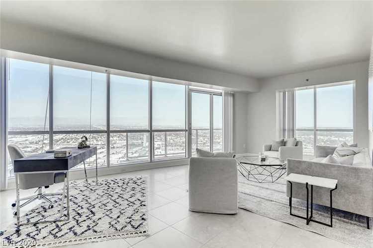 2700 S Las Vegas Bl Blvd #4102 Las Vegas, NV 89109