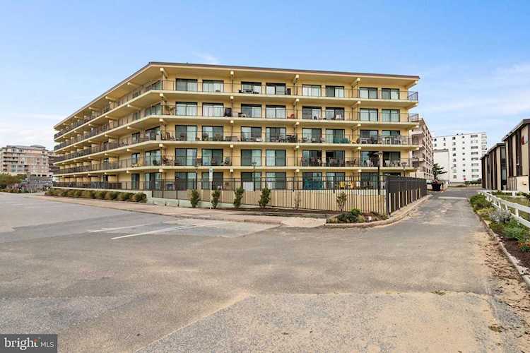 2 80th St #206 Ocean City, MD 21842