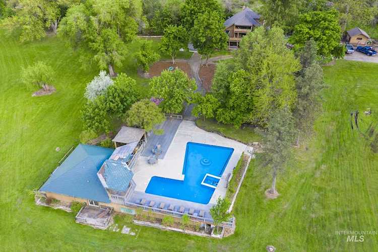 1590 Big Salmon Rd Riggins, ID 83549