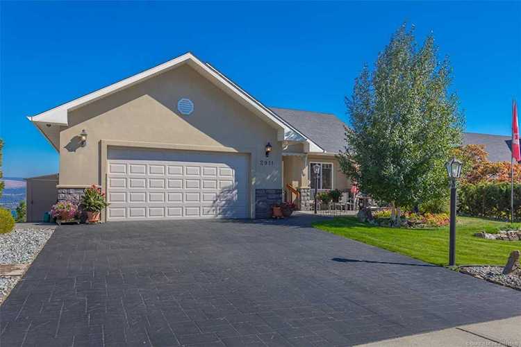 2911 Lakeview Cove Road Kelowna, BC V1Z4A1