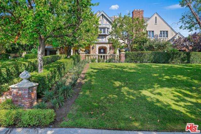 444 S Muirfield Road Los Angeles, CA 90020