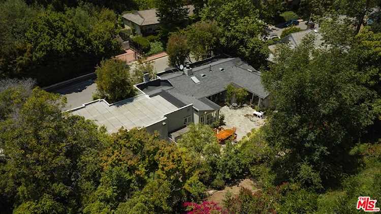 1434 Roscomare Road Los Angeles, CA 90077