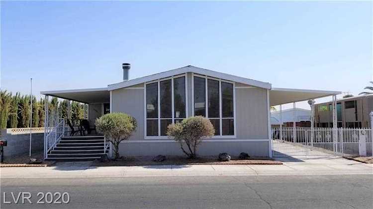 3346 Ewa Beach Dr Las Vegas, NV 89122