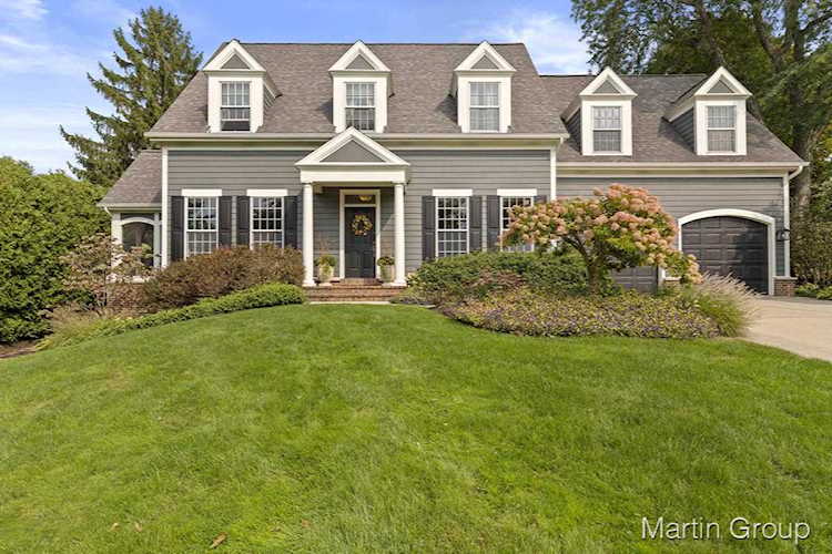 3011 SE Midland Dr Grand Rapids, MI 49506