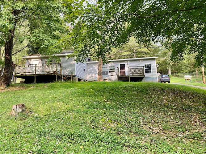 156 Cockerel Rd Brooks, KY 40109