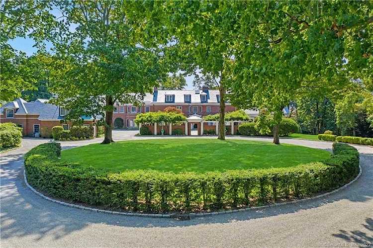 30 Field Point Drive Greenwich, CT 06830