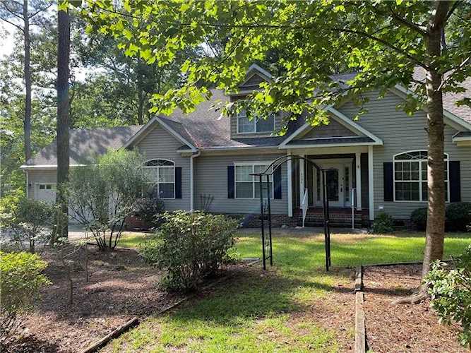 6086 Dunes Dr Sanford, NC 27332