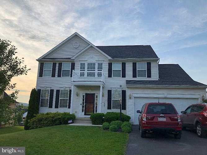 73 Vane Martinsburg, WV 25403