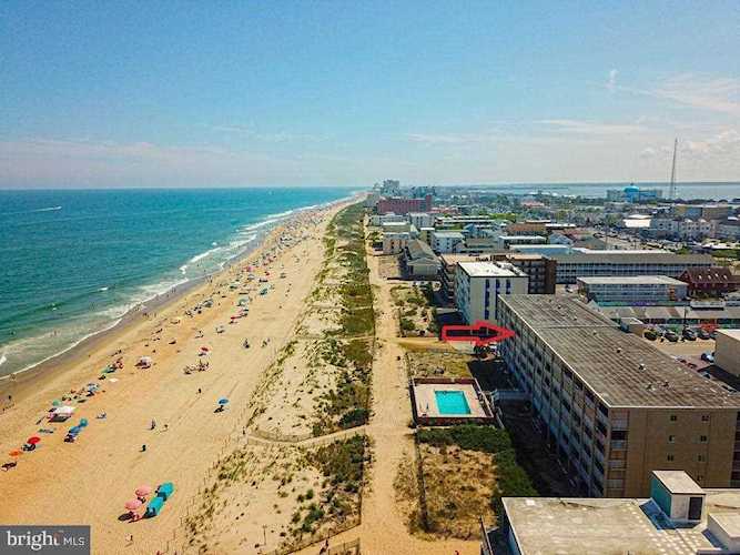 7301 Atlantic Ave 4J Ocean City MD is a condo for sale BEACHLIFE