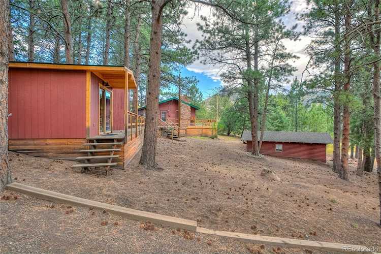 8 Lookout Dr Lyons, CO 80540