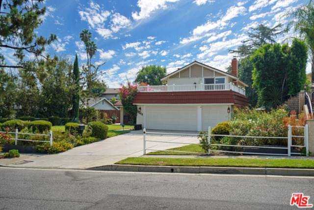 8466 Melba Avenue West Hills, CA 91304