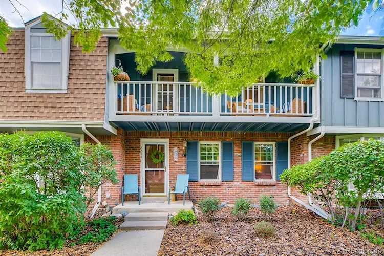8672 E Amherst Dr #D Denver, CO 80231 | MLS ® 7461100 Photo 1