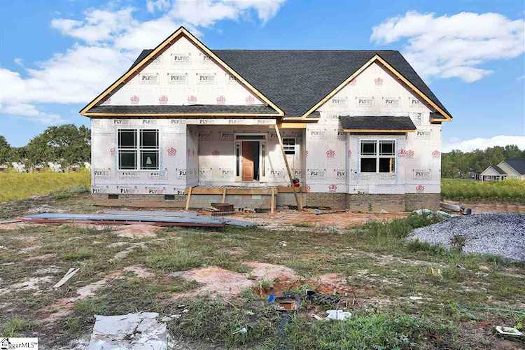 222 Spearman Rd Pelzer, SC 29669