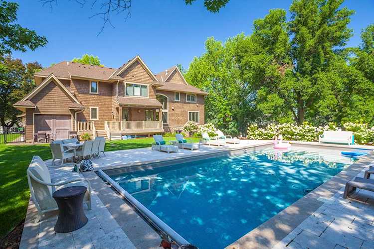 4913 Sunnyslope Road W Edina, MN 55424