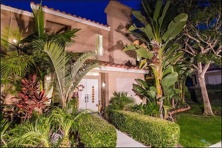 93 Sandpiper Lane Aliso Viejo, CA 92656