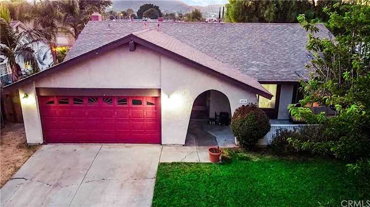 4214 Lockhaven Lane Riverside, CA 92505