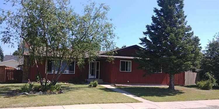 506 Highwood Dr Longview, AB T0L 1H0