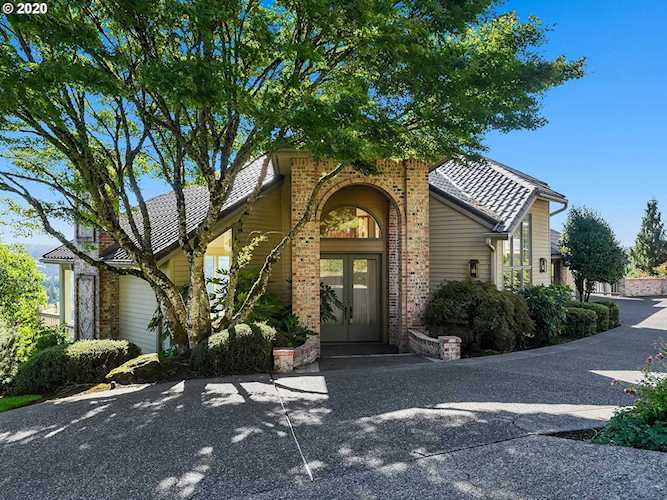 2165 Ridge Pointe Dr Lake Oswego, OR 97034