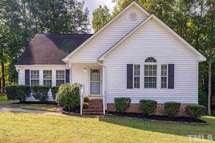 803 Southampton Drive Knightdale, NC 27545
