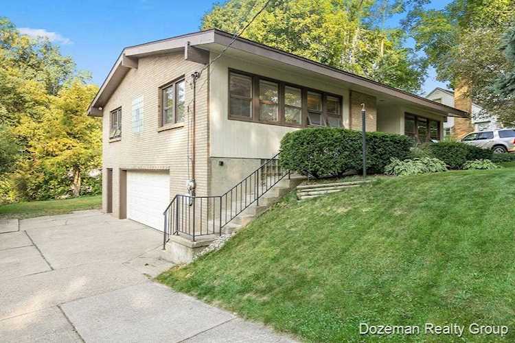 435 NW Newberg Ave Grand Rapids, MI 49504