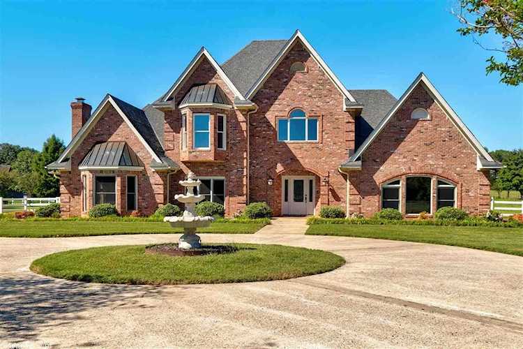 17 Westin Dr Conway, AR 72034