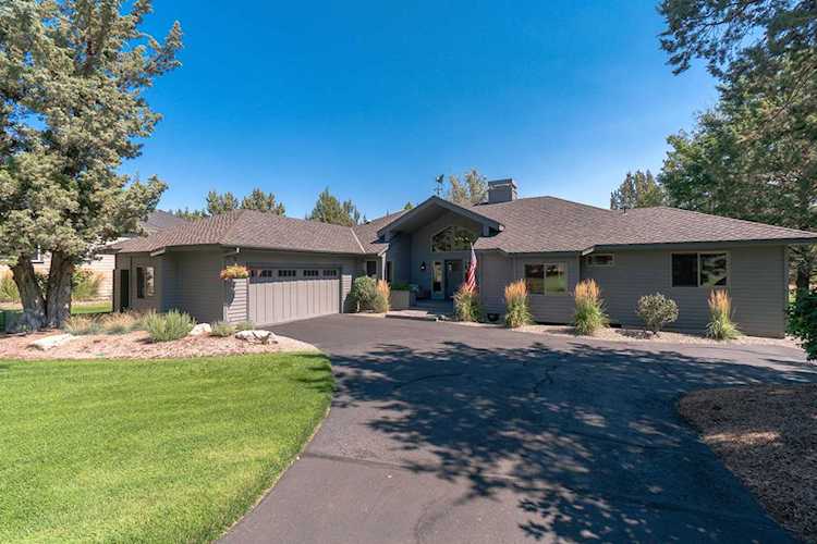 2296 Condor Dr Redmond, OR 97756