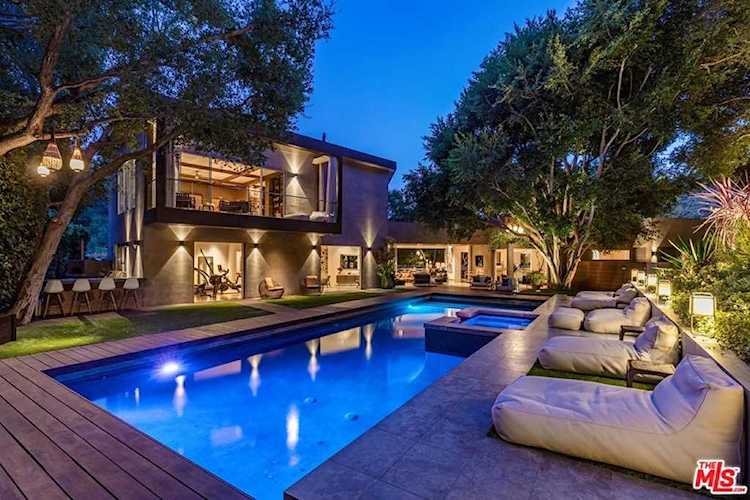 11011 Anzio Road Los Angeles, CA 90077