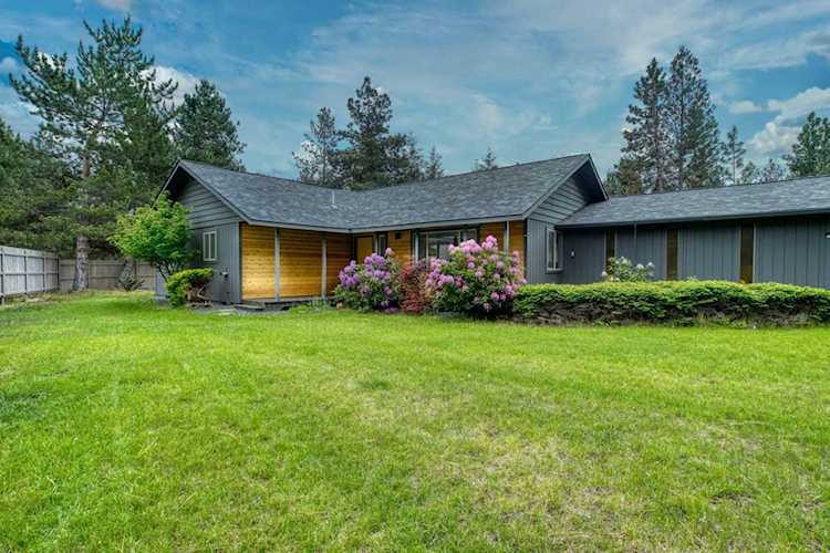 61160 Sidewinder Ln Bend, OR 97702