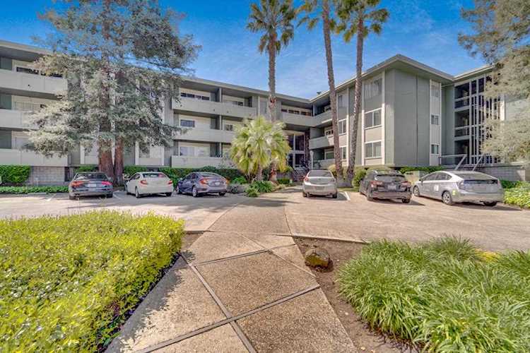 1458 Hudson St 105 Redwood City, CA 94061