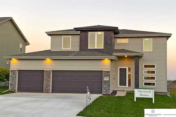 8103 S 192 Ave Gretna, NE 68028