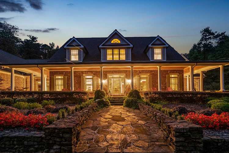 100 Morgan Ln Canton, GA 30115