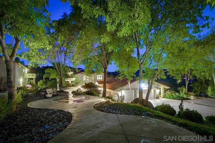 3150 Via Viejas Alpine, CA 91901