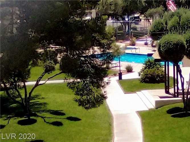 750 S Royal Crest Circle #313 Las Vegas, NV 89169